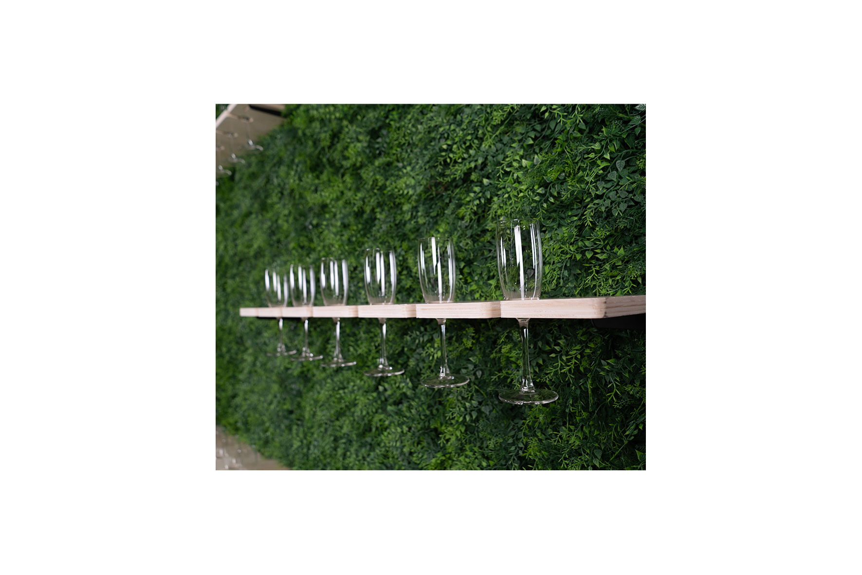 Champagne/cocktail wall L345xB50xH230 (set)
