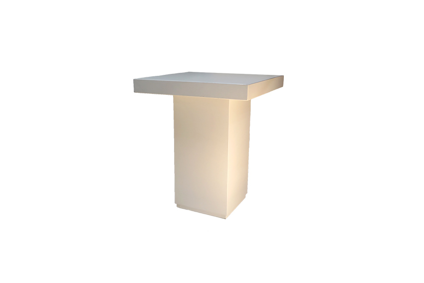 Kopenhagen high table white column L95xW95xH110
